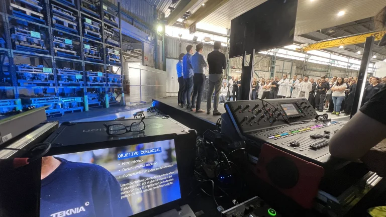 Técnicos de sonido, imagen, vídeo e iluminación para eventos y congresos en Cantabria